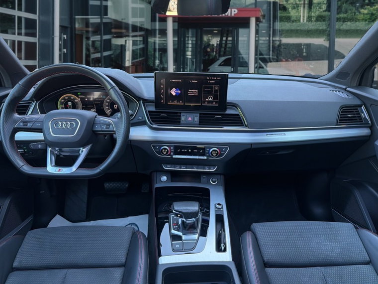 Vehicle Image 20
