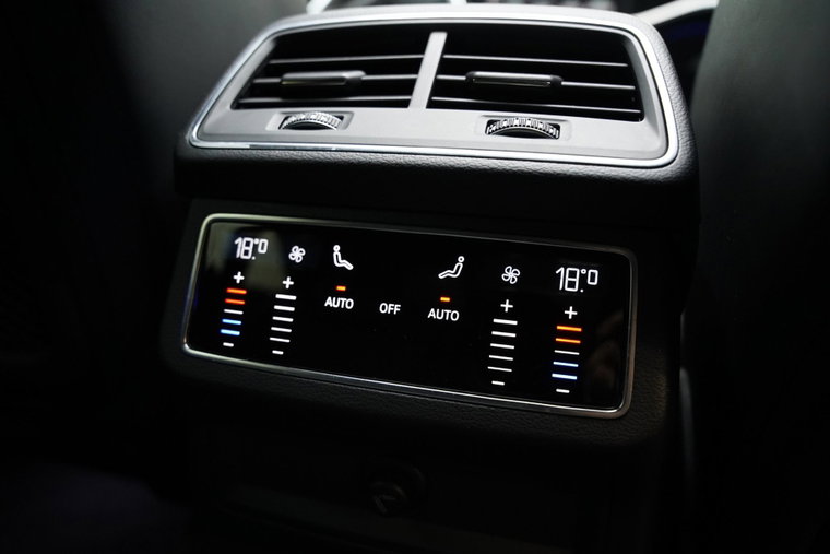 Vehicle Image 45
