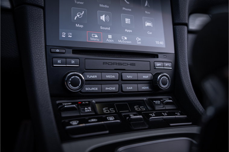 Vehicle Image 19