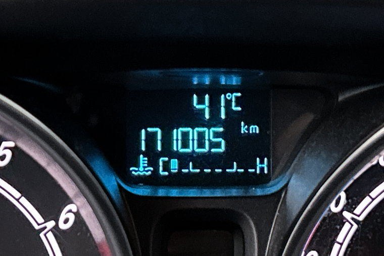 Vehicle Image 16