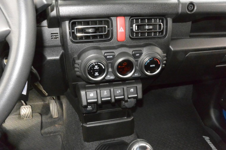 Vehicle Image 23