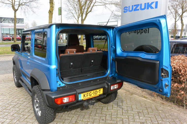 Vehicle Image 7