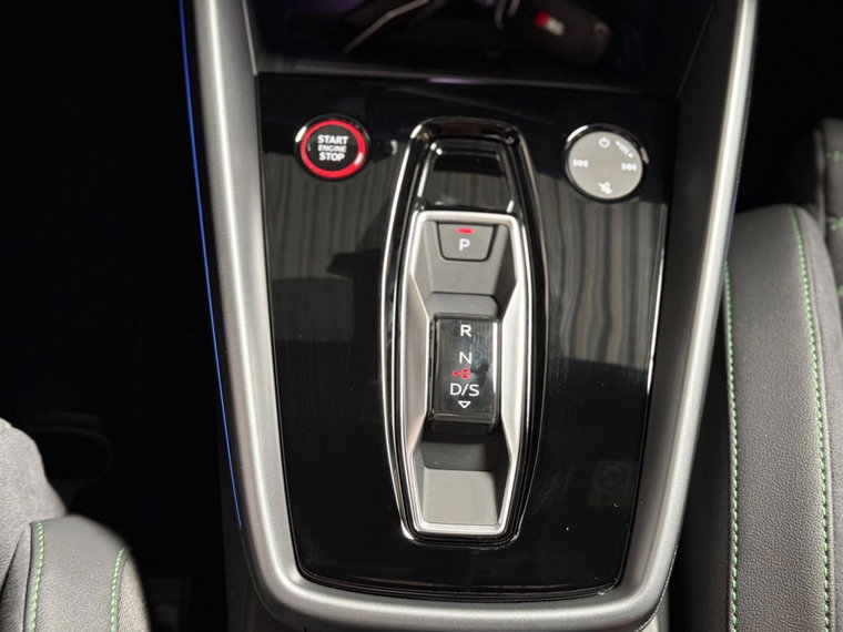 Vehicle Image 39