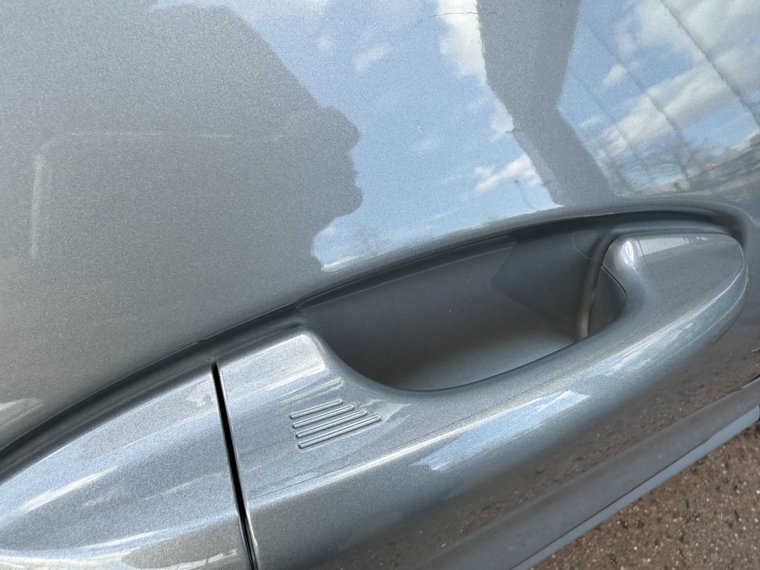 Vehicle Image 35