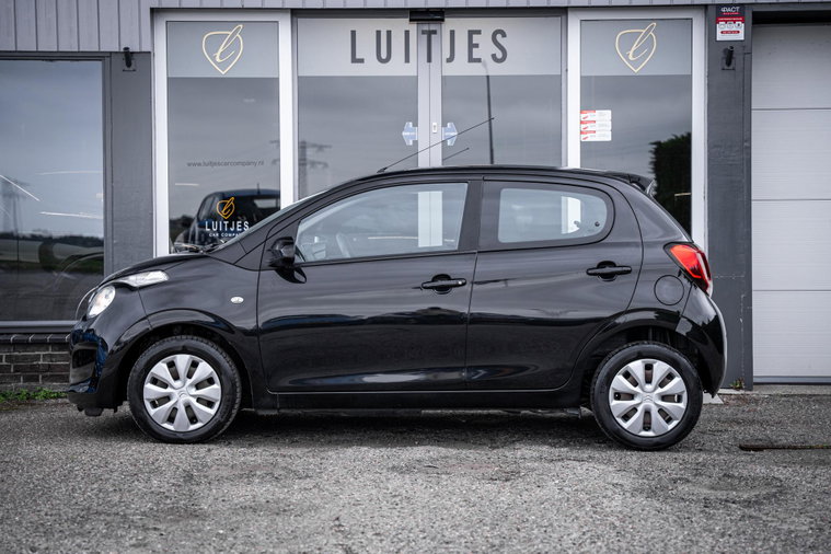 Vehicle Image 12