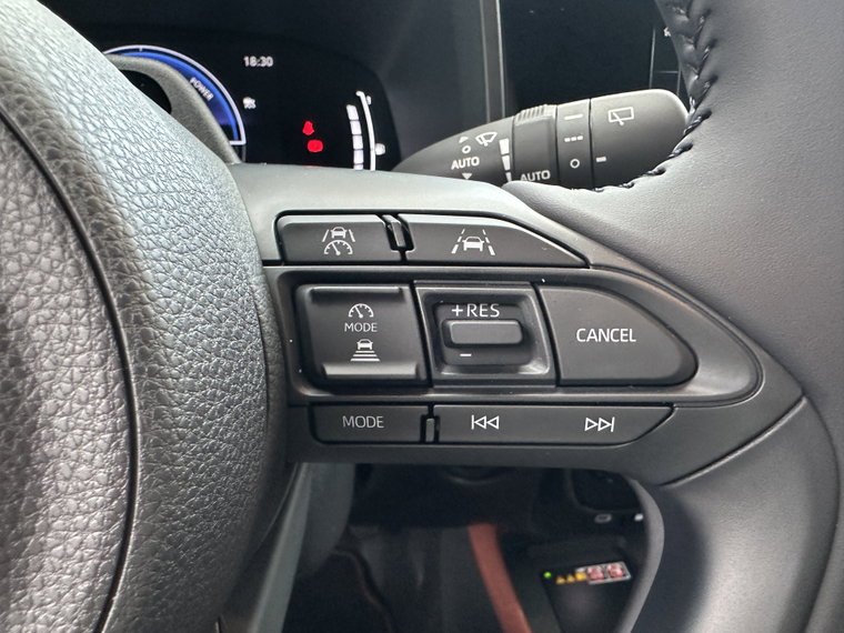 Vehicle Image 28