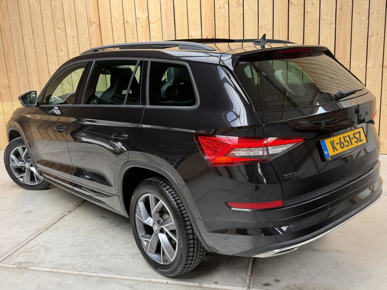 Vehicle Image 37