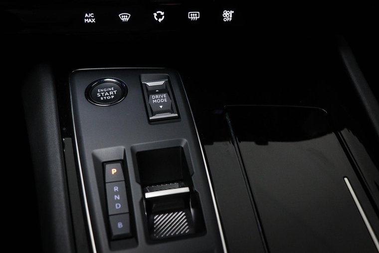 Vehicle Image 37