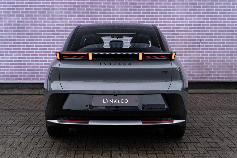 Vehicle Image 13