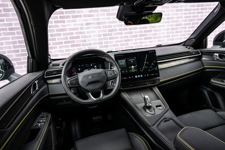 Vehicle Image 11