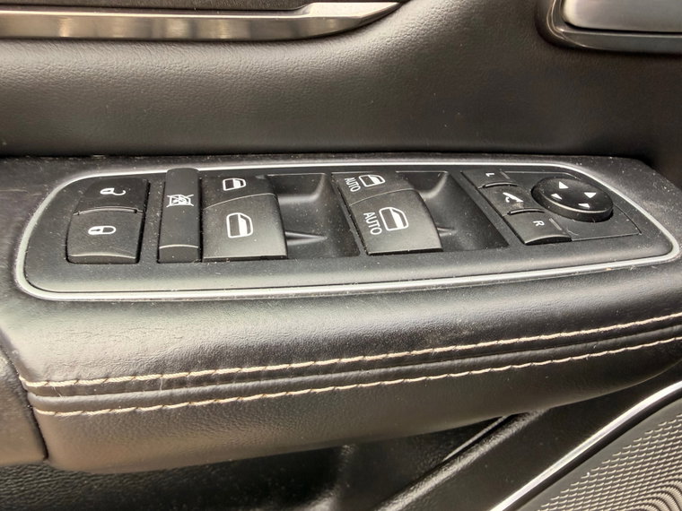 Vehicle Image 39