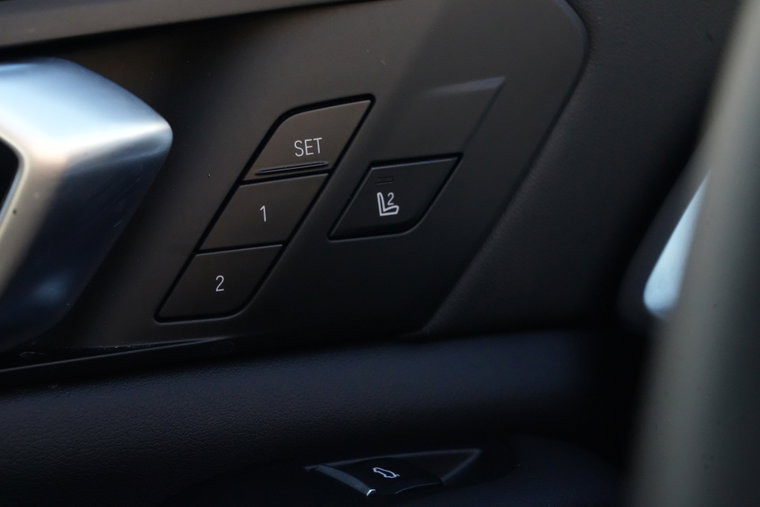 Vehicle Image 27