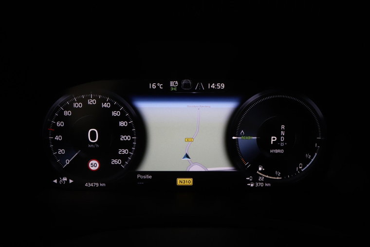 Vehicle Image 19