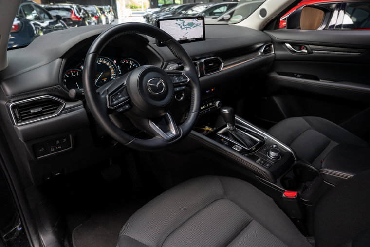 Vehicle Image 9