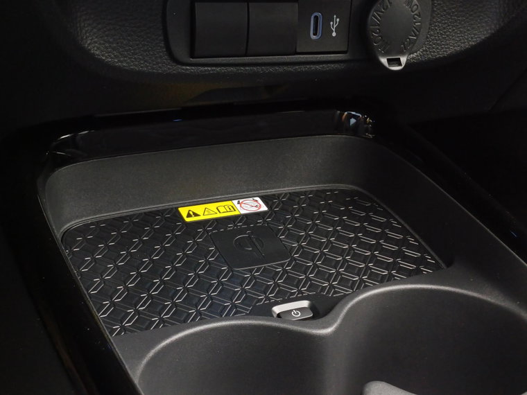 Vehicle Image 22