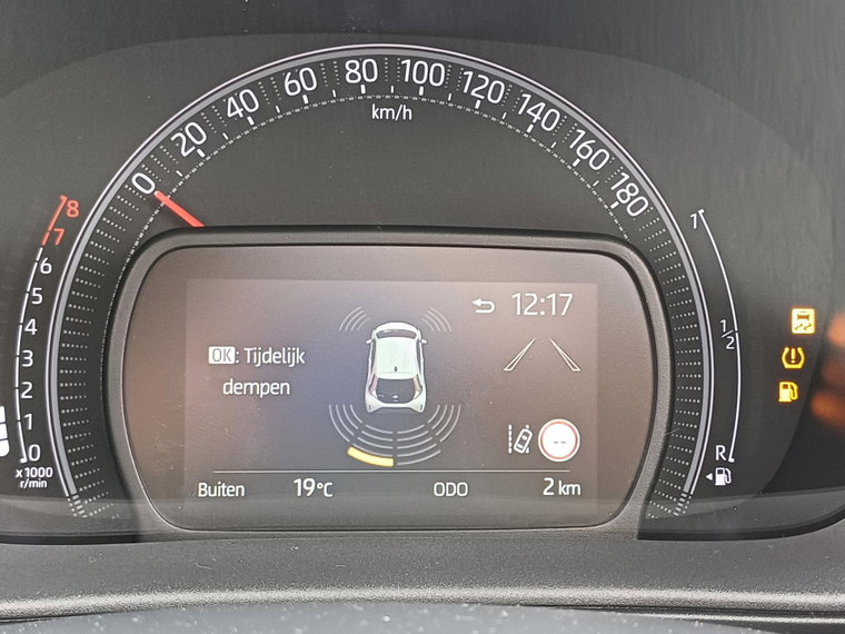 Vehicle Image 26