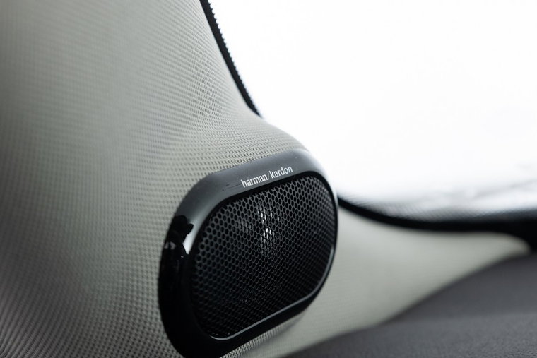 Vehicle Image 21