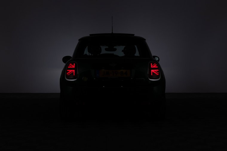 Vehicle Image 35