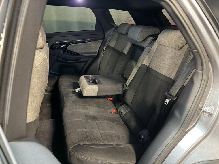 Vehicle Image 41