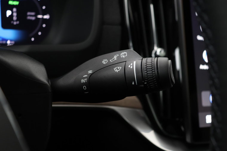 Vehicle Image 45