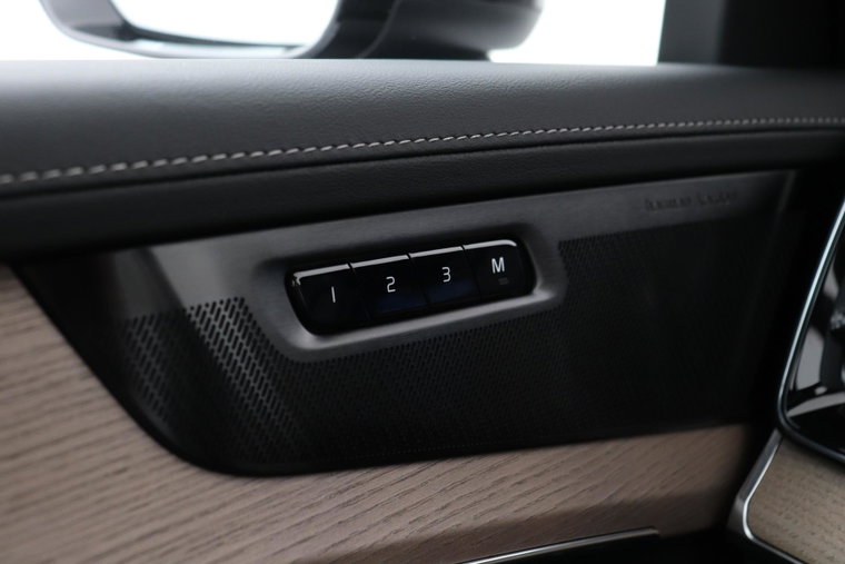 Vehicle Image 47