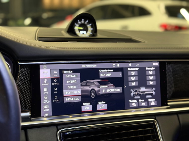 Vehicle Image 30
