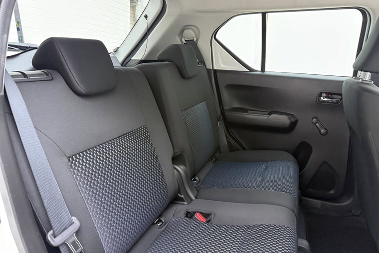 Vehicle Image 13