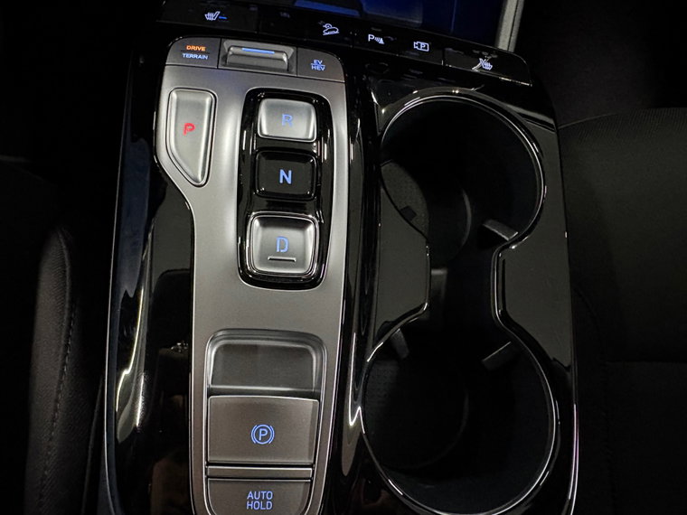 Vehicle Image 24
