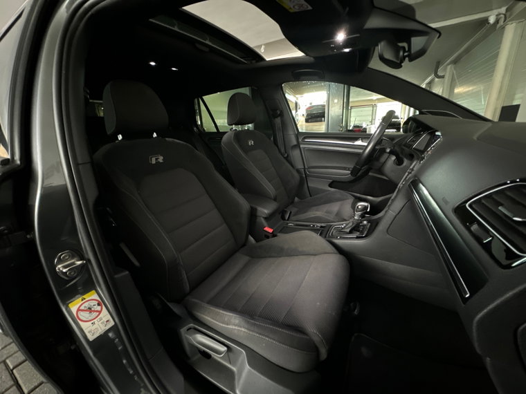 Vehicle Image 35