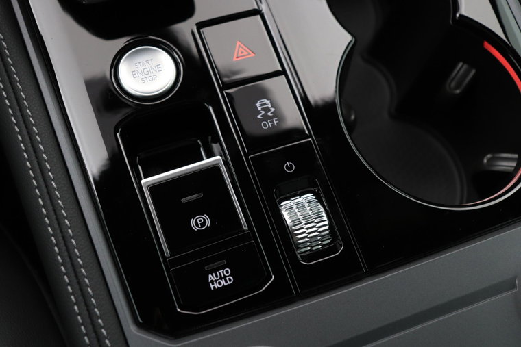 Vehicle Image 37