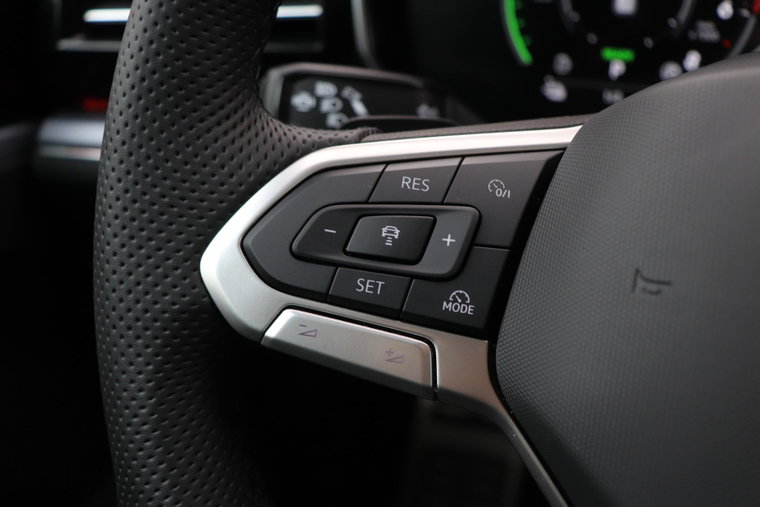 Vehicle Image 40