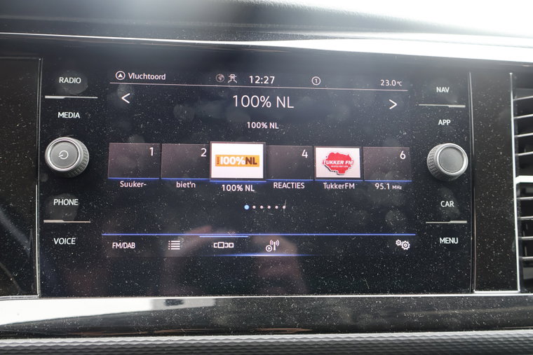 Vehicle Image 30