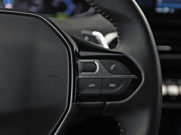 Vehicle Image 24