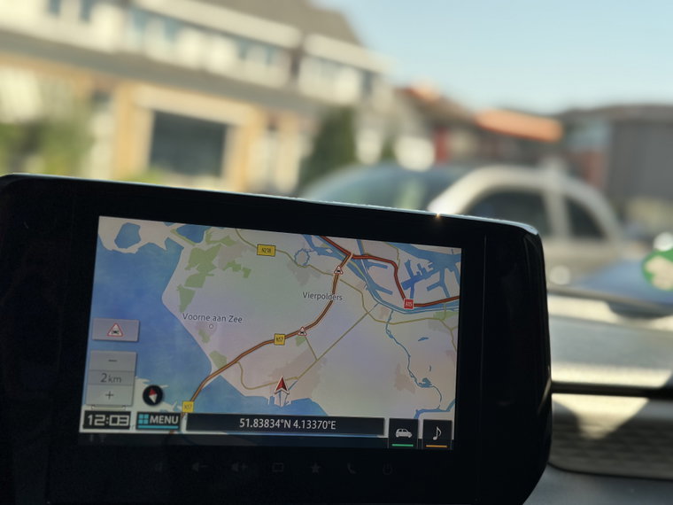 Vehicle Image 25