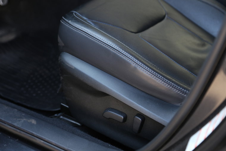 Vehicle Image 15