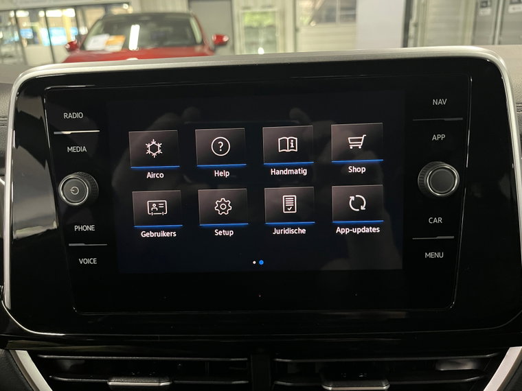 Vehicle Image 30