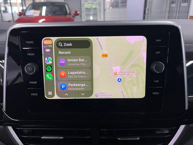 Vehicle Image 36
