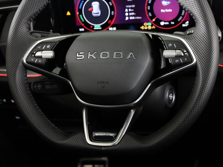 Vehicle Image 26