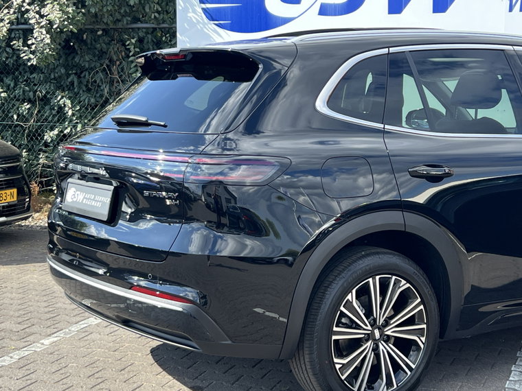Vehicle Image 30