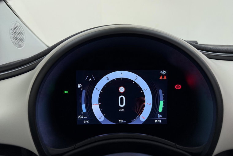 Vehicle Image 30