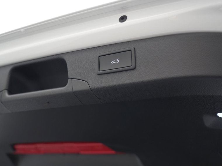 Vehicle Image 39