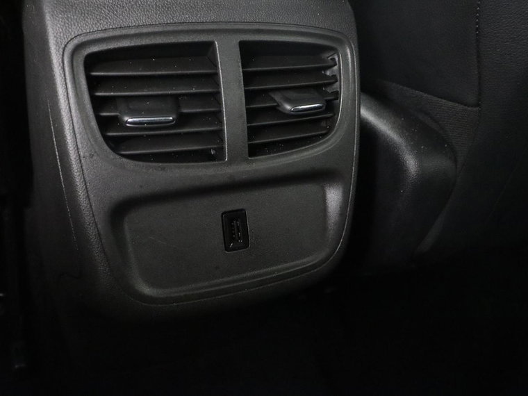 Vehicle Image 27