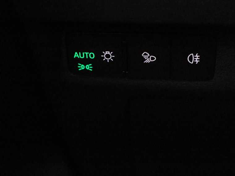 Vehicle Image 35