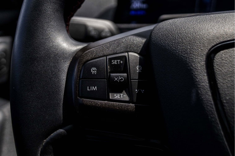 Vehicle Image 33