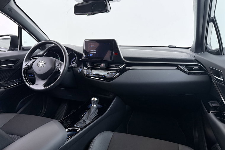 Vehicle Image 15