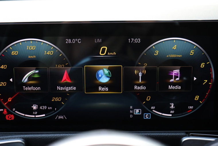 Vehicle Image 30