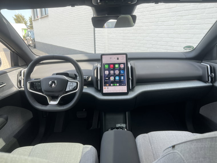 Vehicle Image 15