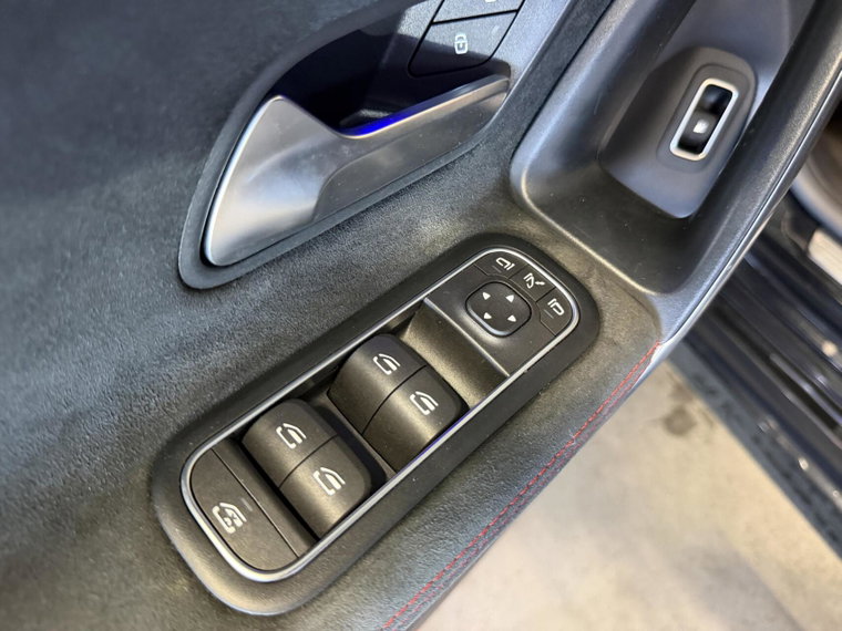 Vehicle Image 23