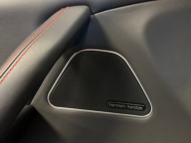 Vehicle Image 38