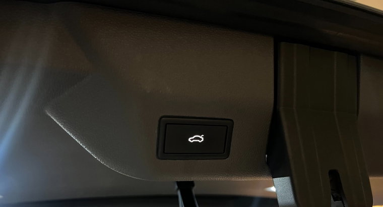 Vehicle Image 26